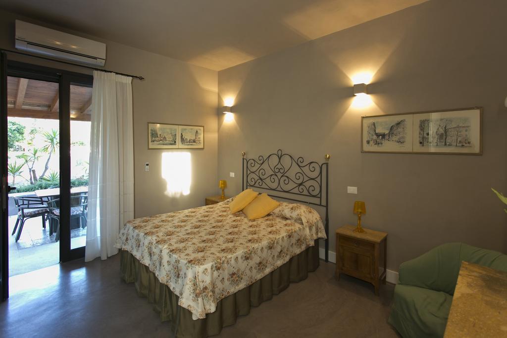 Baglio Sant'Andrea Bed & Breakfast Valderice Exterior photo